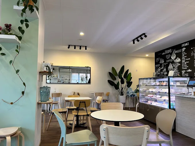 Tiara Dessert Cafe